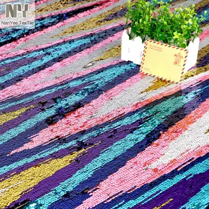 Nanyee Dệt Cầu Vồng Quy Mô Cá Sequin Vải Chevron