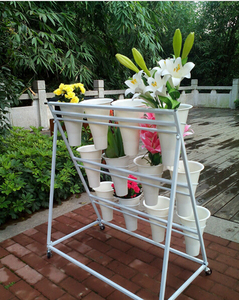 Giá để hoa kim loại tùy chỉnh với 12 chậu nhựa chất lượng cao, thích hợp cho nhà và vườn - Product Image 3