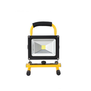 10watt 20watt 30watt 50watt battery powered led portable flood light Car charging <strong>lamp</strong> <strong>charge</strong> phone - Product Image 4