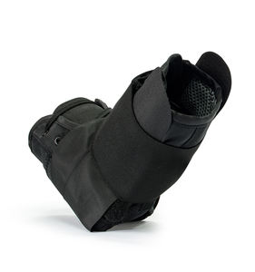 Estabilizador de tobillo de tela de bucle de cepillo de alta calidad con cierre de bucle de gancho Espinillera negra para uso clínico Certificado CE plegable - Product Image 1