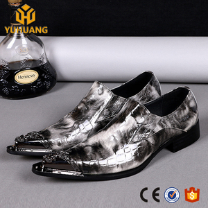 Formale di lusso Degli Uomini Del Cuoio Genuino Piatto <span class=keywords><strong>Scarpe</strong></span> Da <span class=keywords><strong>Sposa</strong></span> Mens Brogue Business Casual <span class=keywords><strong>scarpe</strong></span> Partito - Product Image 2
