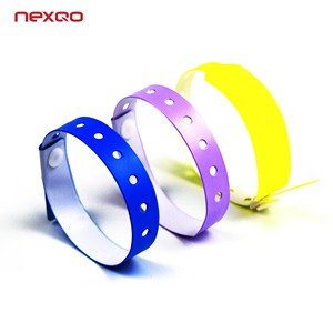 Một Thời Gian Sử Dụng 13.56MHz Writable NFC RFID Nhựa PVC Tổ Chức Sự Kiện Dây Đeo Cổ Tay - Product Image 3