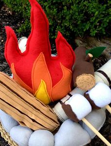 Niños Campfire Juguete de fieltro hecho a mano Pretend Flame Rocks Troncos Fieltro Juguete hecho a mano Campfire Juguete de peluche