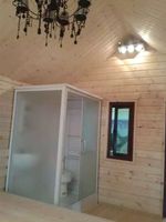 Petite maison préfabriquée professionnelle sur roues Villa en bois pour chambre à coucher cuisine salon avec porte en bois