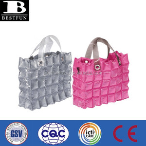 Sacs à main gonflables en PVC personnalisés promotionnels, sacs de plage en plastique à bulles, sacs étanches - Product Image 3