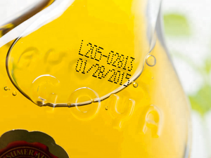 Guangzhou <span class=keywords><strong>Small</strong></span> Portable Verfalls herstellungs datum Drucker Tinten strahl codierer Datums code Tinten strahl drucker für Kunststoff-PET-Flaschen - Product Image 4