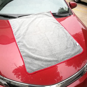 Toalla de <span class=keywords><strong>Microfibra</strong></span> para Auto <span class=keywords><strong>DF</strong></span> 320 GSM, Tamaño Grande 70x180cm, Gris, Sin Bordes, Secado Rápido, para Limpieza y Secado de Autos - Product Image 4