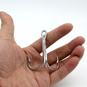 Hameçons de grande taille, ultra résistants, hameçons triples pour requins et thons, hameçons de pêche en acier inoxydable à barbelures pour la pêche en <span class=keywords><strong>mer</strong></span> - Product Image 4
