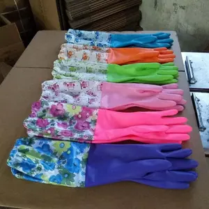 Custom-made opp bag packing 50g PVC glovelies waterproof latex rubber household gloves