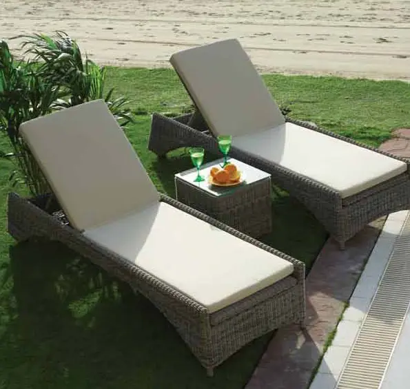 Lettino da sole moderno in plastica rilassante per lettino da sole in plastica da giardino in vendita calda