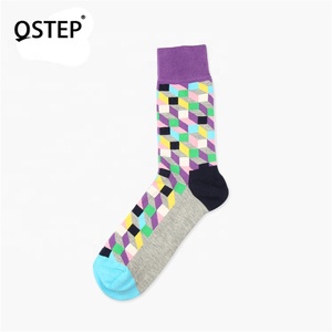 Haute qualité eco mode respirant tricoté personnalisé 100% coton plaid coloré <span class=keywords><strong>funky</strong></span> chaussettes personnalisées chaussettes heureux chaussettes drôles pour les hommes - Product Image 3