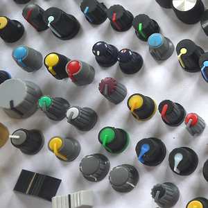 Kenop Plastik Audio Kustom Inti Tembaga Warna-warni Kualitas Bagus - Product Image 3