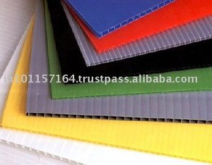 Venta directa de fábrica ISO 9001:2015 Certificado Ligero Grado Fr Gris Corrugado Lámina de plástico PP Impermeable 3mm de espesor - Product Image 4