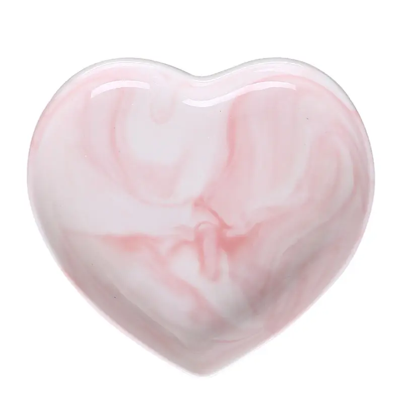 गर्म बेचने गुलाबी प्लेट संगमरमर डिजाइन दिल के आकार चीनी मिट्टी के बरतन संगमरमर प्लेट सेट दिल के आकार डिनर सेट