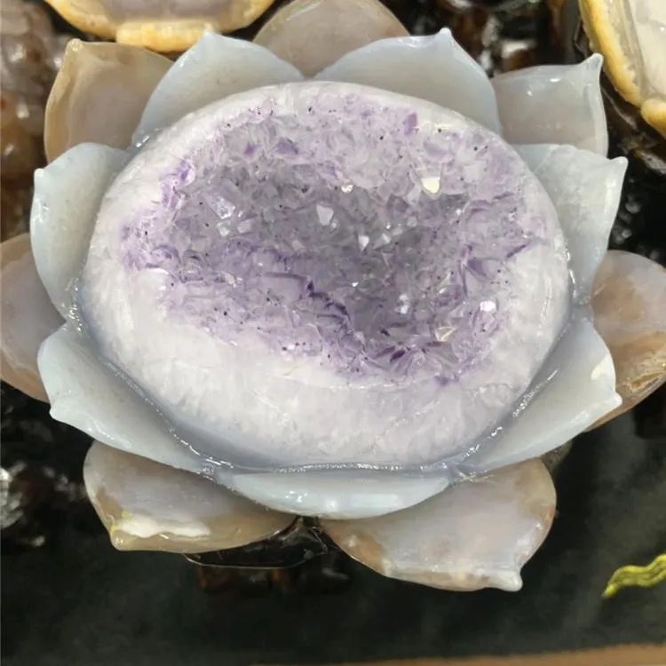 Natural Precious Stone Hand Carved Realistic Agate lotus flower