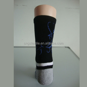 personalizado puño elástico medio rizo patrón de rayas azul blanco y te negro para hombre del deporte atlético calcetines - Product Image 4