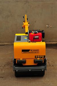 680 kg Handgeführte Doppeltrommel-Mini-Straßenwalze Vibrationswalze mit Kama-Dieselmotor oder Honda-Benzinmotor - Product Image 2