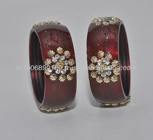 Brazaletes de moda con tachuelas de cristal Lac hermosos y elegantes - Product Image 3