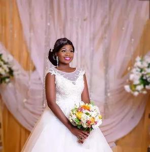 Robes <span class=keywords><strong>de</strong></span> <span class=keywords><strong>mariée</strong></span> en dentelle <span class=keywords><strong>de</strong></span> style A, nouvelle conception NE319, dos nu, sexy, vintage, boutiques en ligne <span class=keywords><strong>de</strong></span> Chine - Product Image 2