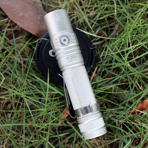 Famous Good Selling Led Battery <strong>Flashlight</strong> From China Manufacture Portable Led Tool - Product Image 3