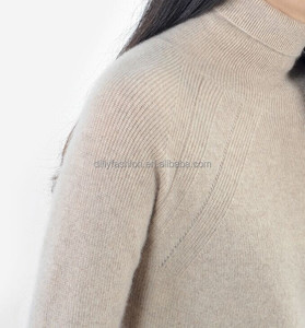 Maglione da Donna a Collo Alto con Maniche <span class=keywords><strong>Raglan</strong></span> e Motivo Liscio - Product Image 4