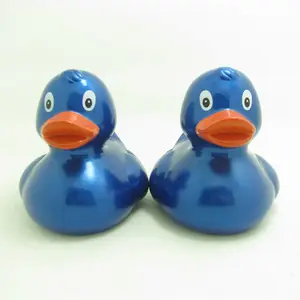 Custom logo promotion classic plastic floating rubber duck bath duck toy for kids