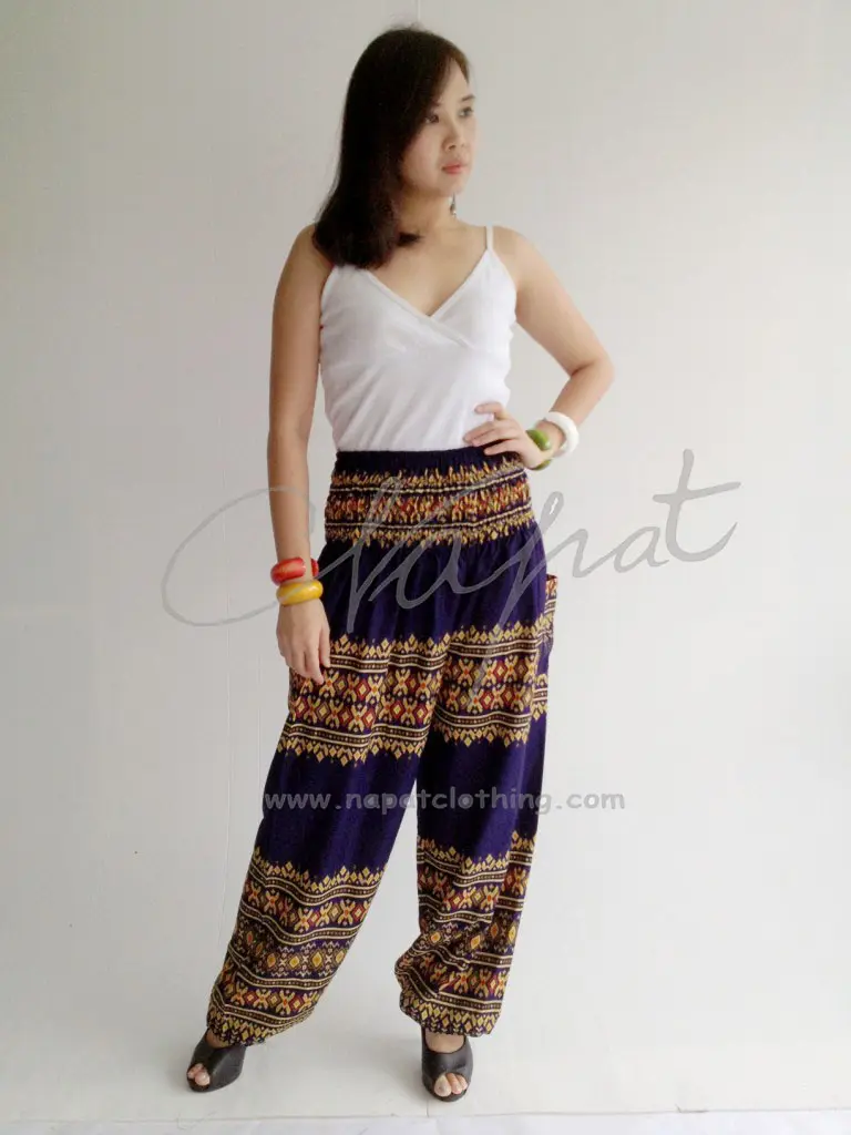 Pantalones Sexy con estampado tradicional tailandés