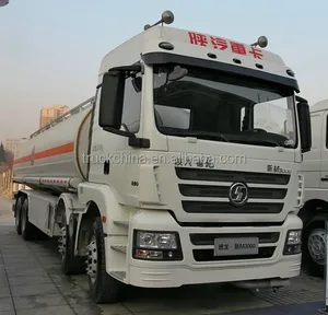 重型 8x4 28000 升油罐车 Shacman F3000 燃料罐车