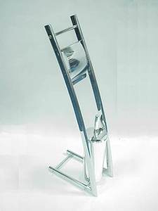 Porte-papier hygiénique en forme de courbe en métal - Product Image 5