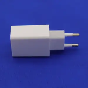 白色ミニEU5v2a USBアダプター10w高速充電器5v2a携帯電話用AC DCアダプター