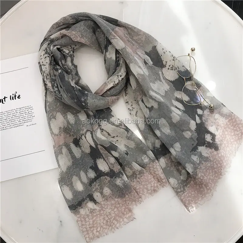 High quality cotton linen dots printed frayed scarf