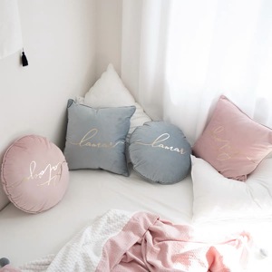 Tùy Chỉnh Thiết Kế Hình Dạng In Vòng Hoặc Vuông Gối Nhung Đệm Gối - Product Image 3