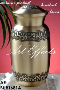 โกศใส่ศพทองเหลืองแข็งแบบคลาสสิกสำหรับผู้ใหญ่ขี้เถ้ากระดูกทองเหลืองแข็ง - Product Image 6