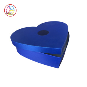 Bán buôn Tùy chỉnh hình trái tim sang trọng Logo đám cưới giáng sinh Hộp Quà Tặng Chất lượng cao UV in giấy thời trang và bao bì các tông với giảm giá bán buôn - Product Image 6