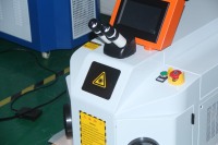 Werkseitige Lieferung 200w/300/500w Schmuck/Gold/Silber Lasers chweiß gerät Schmuck Schweißer Preis zu verkaufen