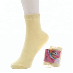 <span class=keywords><strong>Calcetines</strong></span> Escolares para Niños de Colores Variados al por Mayor - Product Image 2