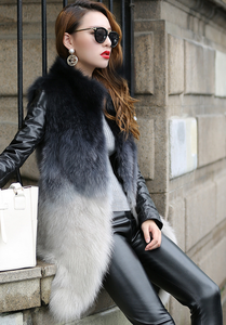 Abrigo de Piel de Zorro Rojo <span class=keywords><strong>Desigual</strong></span> para Mujer con Cuello de Piel de Zorro, al Mejor Precio - Product Image 3