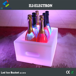 Pas <span class=keywords><strong>cher</strong></span> En Plastique <span class=keywords><strong>Champagne</strong></span> Led Seau À Glace Pour La Bière En Gros - Product Image 1