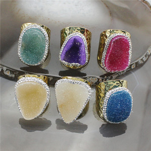 Bagues en laiton plaqué or CH-CKR0010, anneau en druse, bagues en pierre de cristal délicat, bijoux populaires, bon marché, vente en gros - Product Image 1