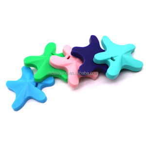 Personalizado/al por mayor CPC <span class=keywords><strong>Amazon</strong></span> animal bebé teether de madera - Product Image 1