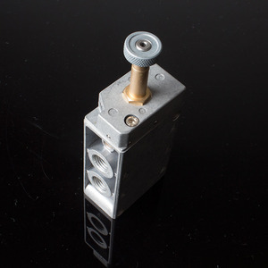 Wenzhou bajo precio MFH-5-1/8 1/8 "NPT 2 way 5 puerto de la válvula de aluminio - Product Image 1