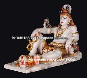 Statue de Shiva en marbre peinte à la main, avec pierre indienne - Product Image 1