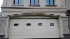 Portes de <span class=keywords><strong>garage</strong></span> sectionnelles automatiques Prix de gros Acier galvanisé avec <span class=keywords><strong>porte</strong></span> piétonne finie - Product Image 5