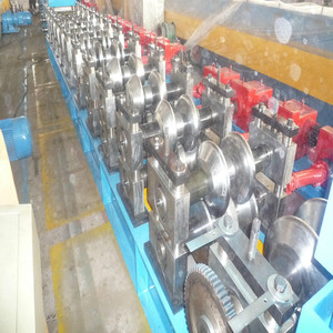 Machine de formage de garde-corps d'autoroute, ligne de production d'acier, machine de fabrication de panneaux - Product Image 4