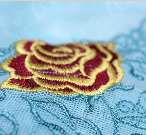 Máquina de bordado de costura de encaje computarizado de cabezales múltiples de alta velocidad - Product Image 6