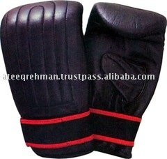 GAF PUNCH KARATE MITTS, GUANTES, WKF & EKF Aprobado, ROJO o AZUL, 3 X Tallas: S, M o L Guantes DE BOXEO - Product Image 2