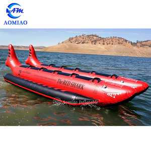 Bateau banane gonflable pour le poisson volant, bateau de passager pour l'eau, requin, taxi, rouge et noir, nouveau design, - Product Image 2
