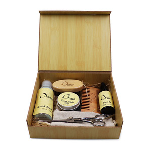 Il <span class=keywords><strong>Set</strong></span> personalizzato per la <span class=keywords><strong>cura</strong></span> <span class=keywords><strong>della</strong></span> <span class=keywords><strong>barba</strong></span> con etichetta privata da uomo include spazzola pettine olio balsamo forbici da barbiere - Product Image 1