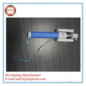 venta caliente con conexión de cable monopod <span class=keywords><strong>selfie</strong></span> palo para el <span class=keywords><strong>iphone</strong></span> - Product Image 1