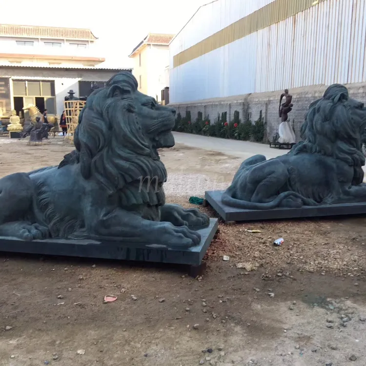 Скульптуры сад парк чугунная статуя льва